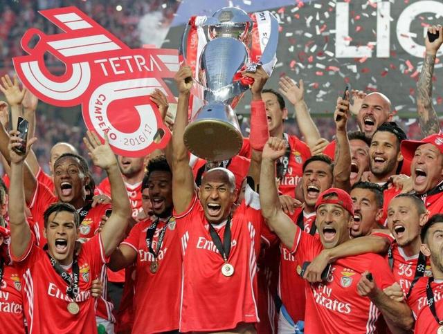 多年的执法 多年的执法