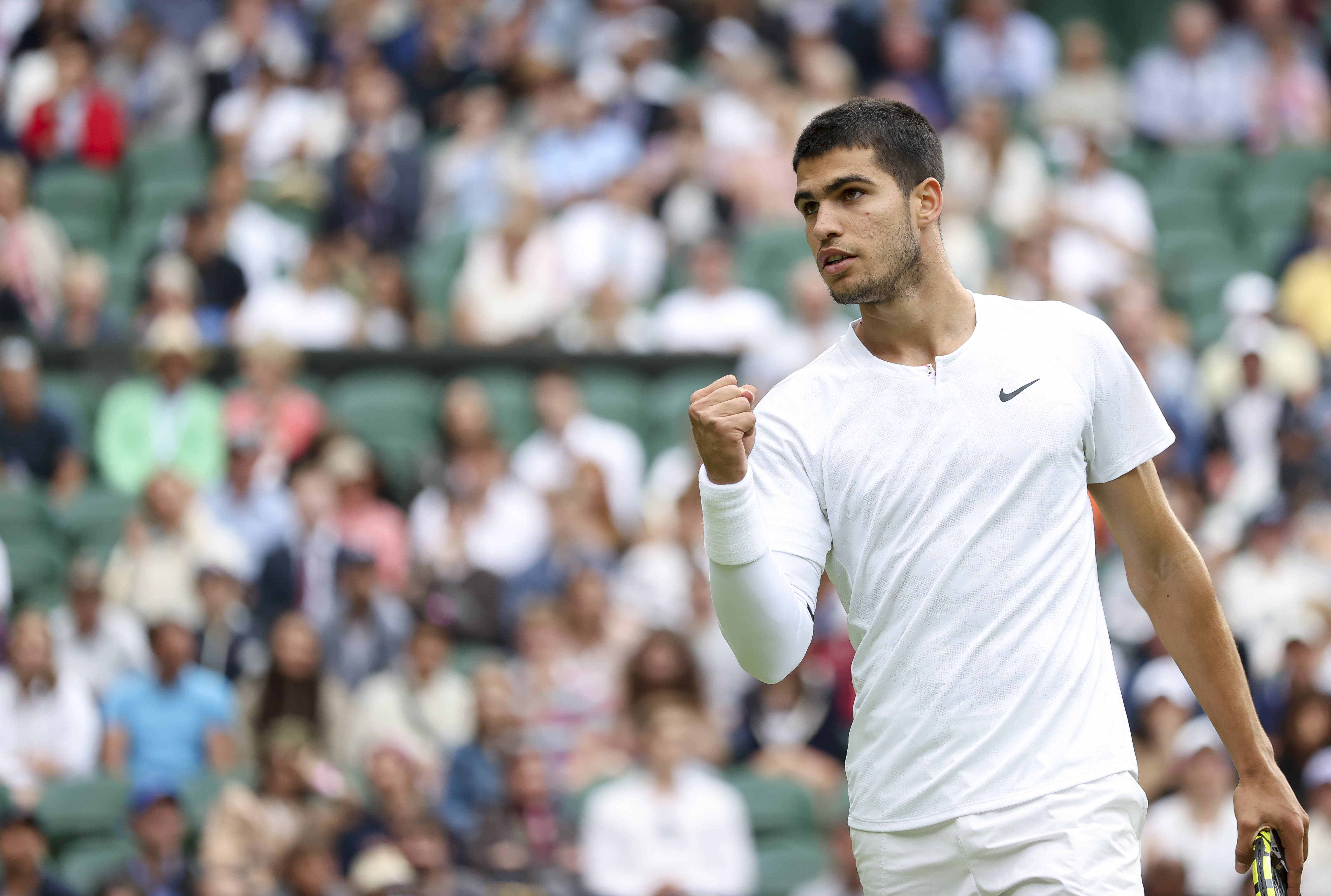 确保球队在 确保球队在