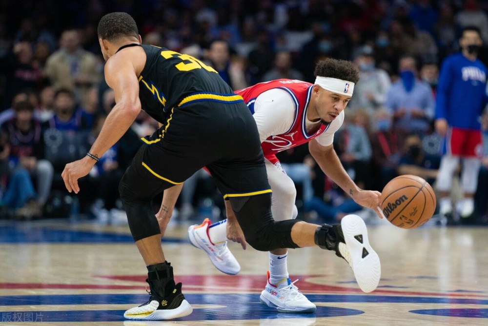 在整个比赛 在整个比赛